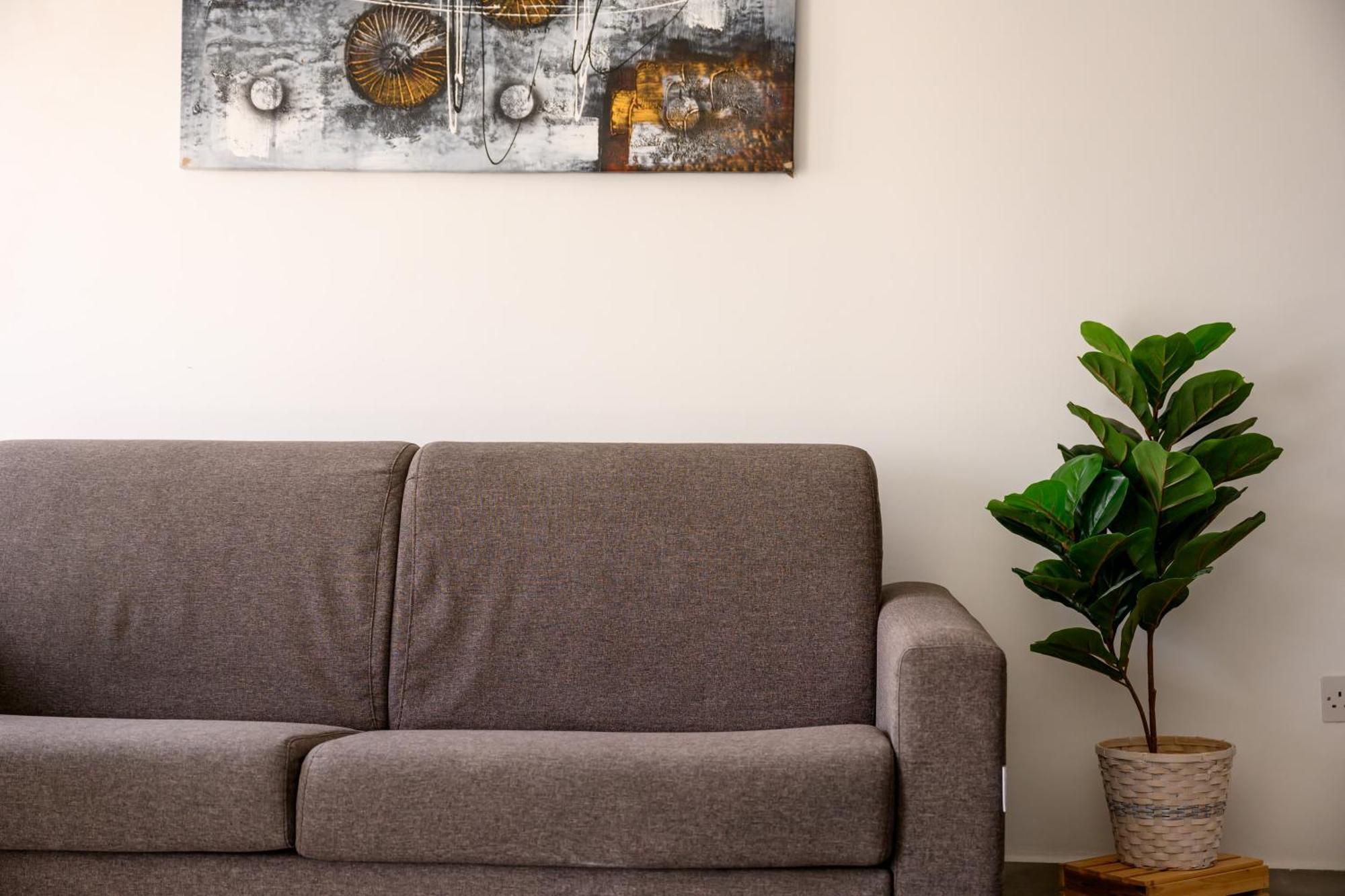F11 1, Private Double With Private Bathroom In Shared Flat 民宿 *
