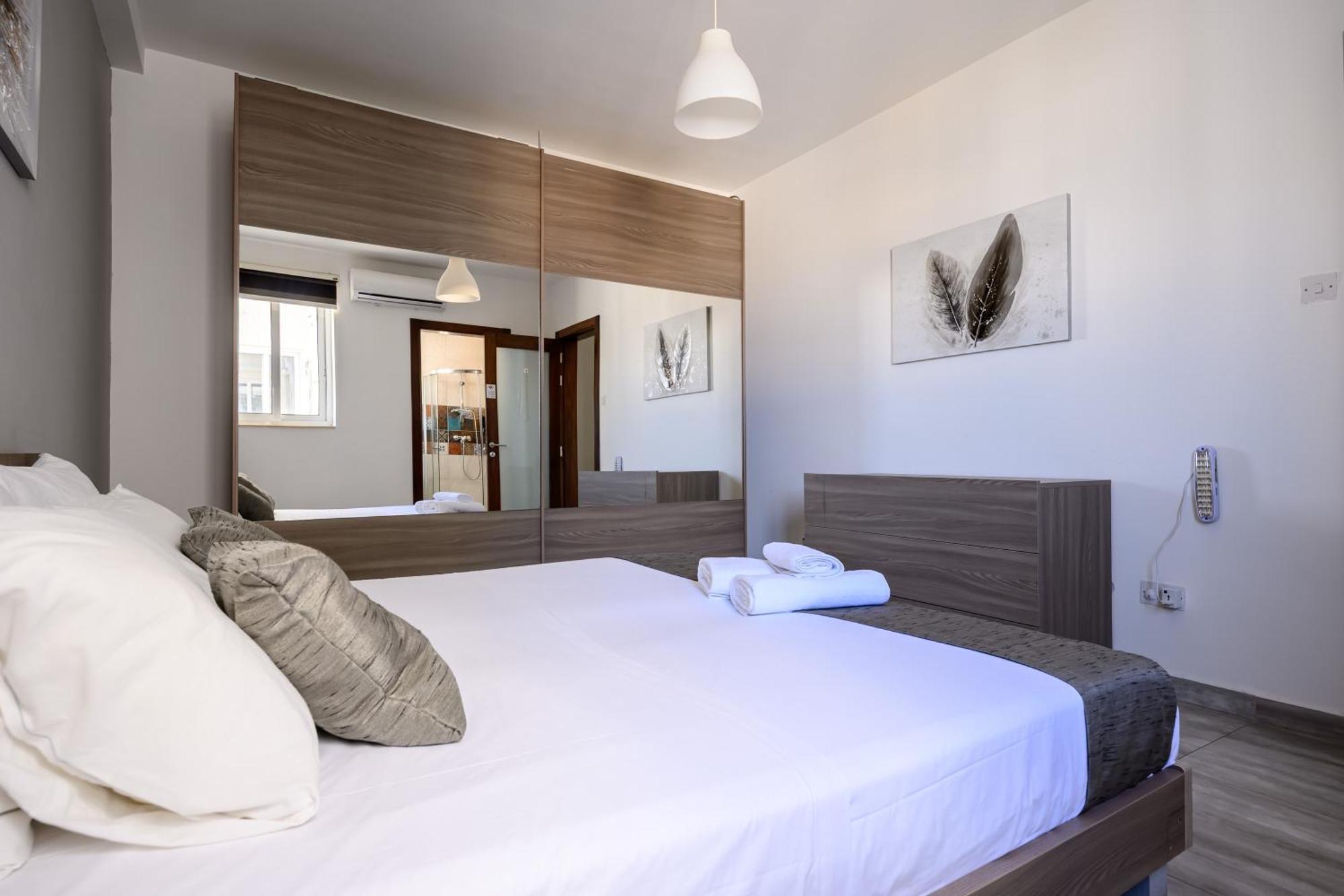 民宿 F11 1, Private Double With Private Bathroom In Shared Flat Msida